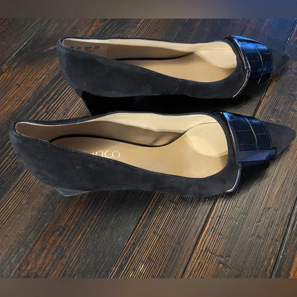 Franko Sarto Black Suede Low Wrapped Block Heels - Picture 9 of 9